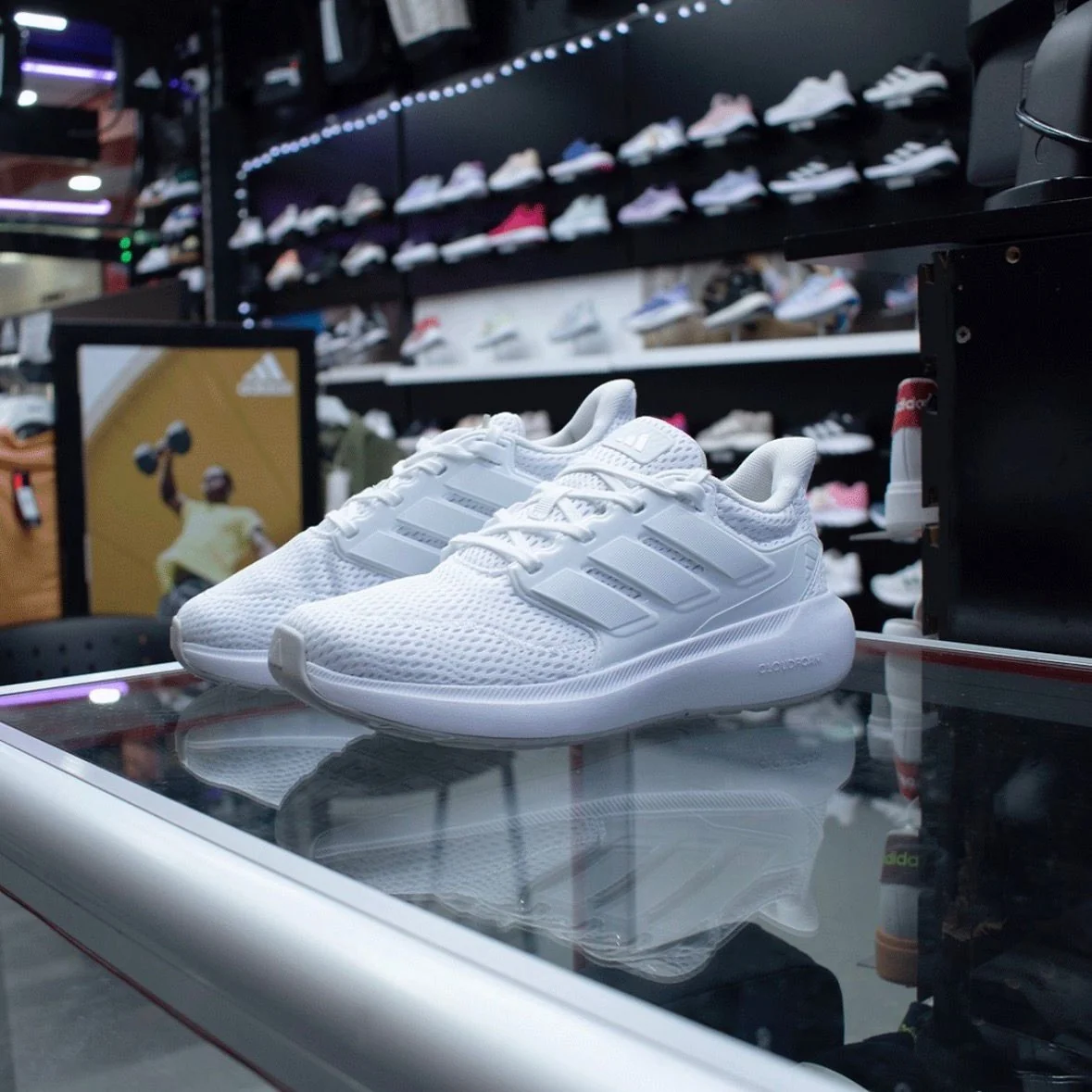 Tênis Adidas Ultimashow 2.0 (34 ao 37)