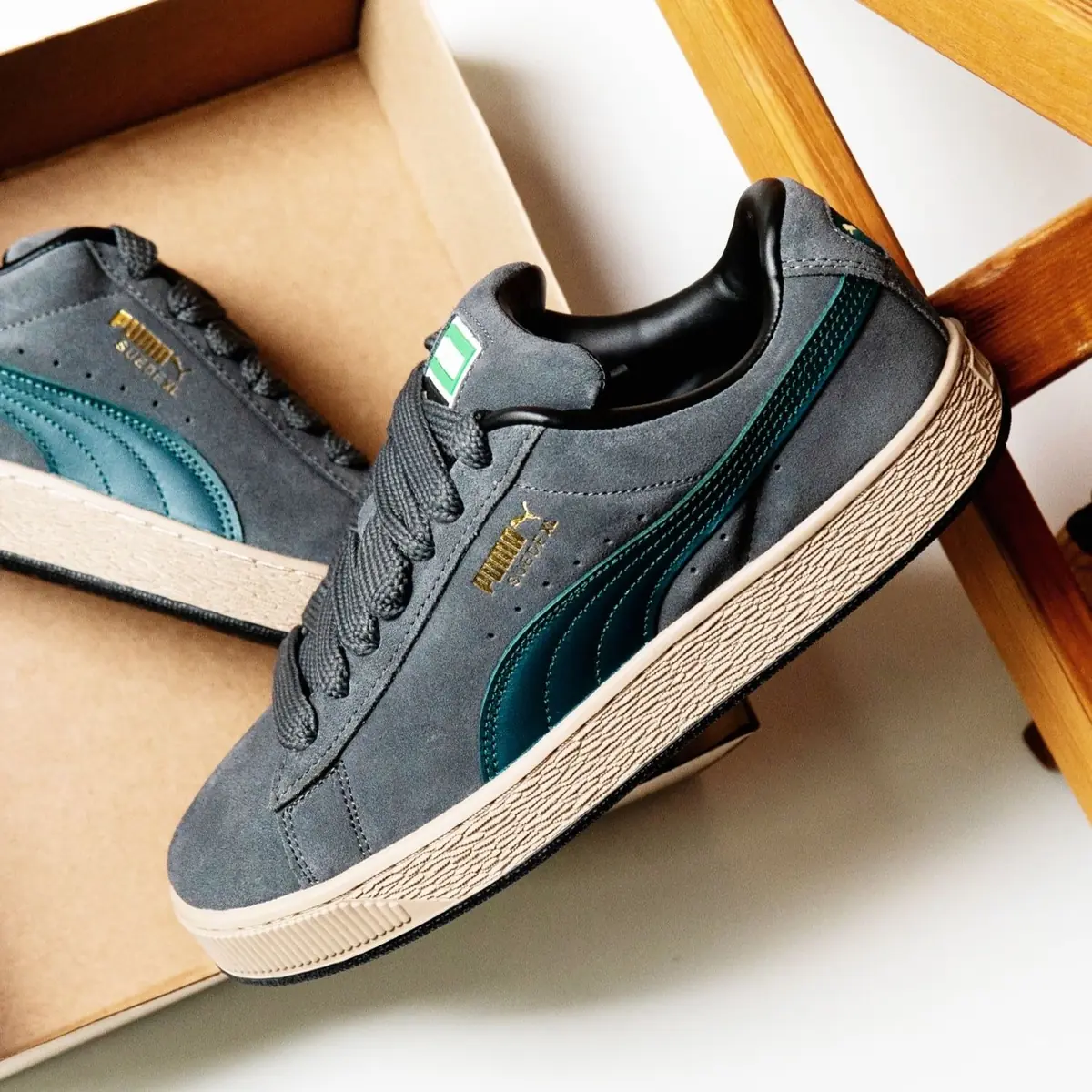 Tênis Puma Suede XL