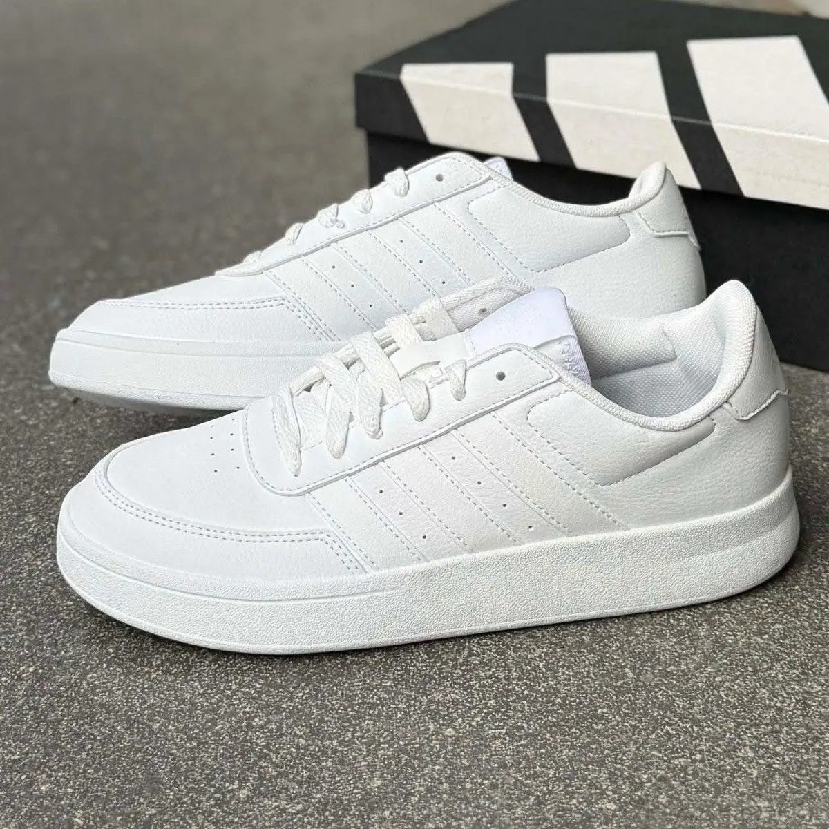 Tenis Adidas Breaknet