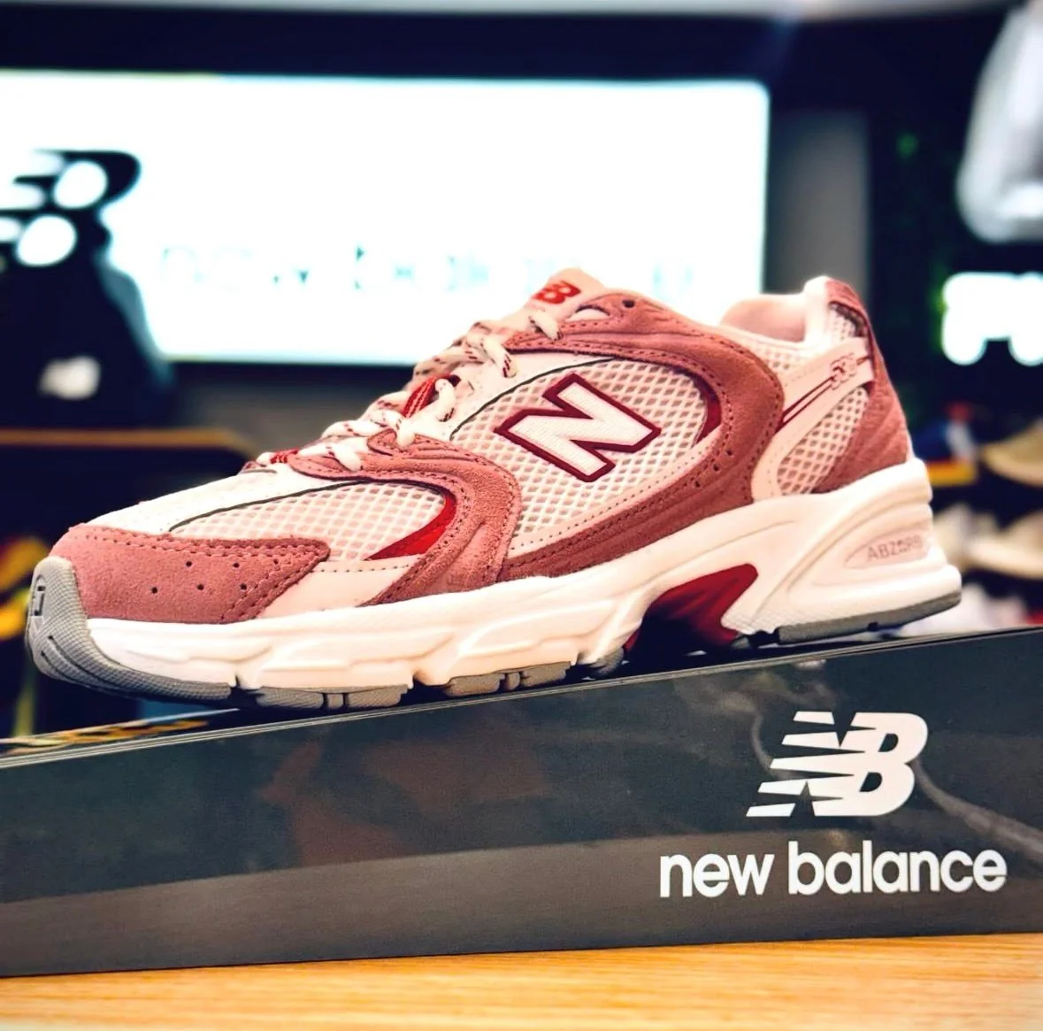 Tênis Feminino New Balance 530