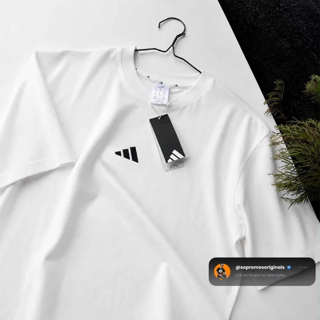 Camiseta Essentials Small Logo adidas