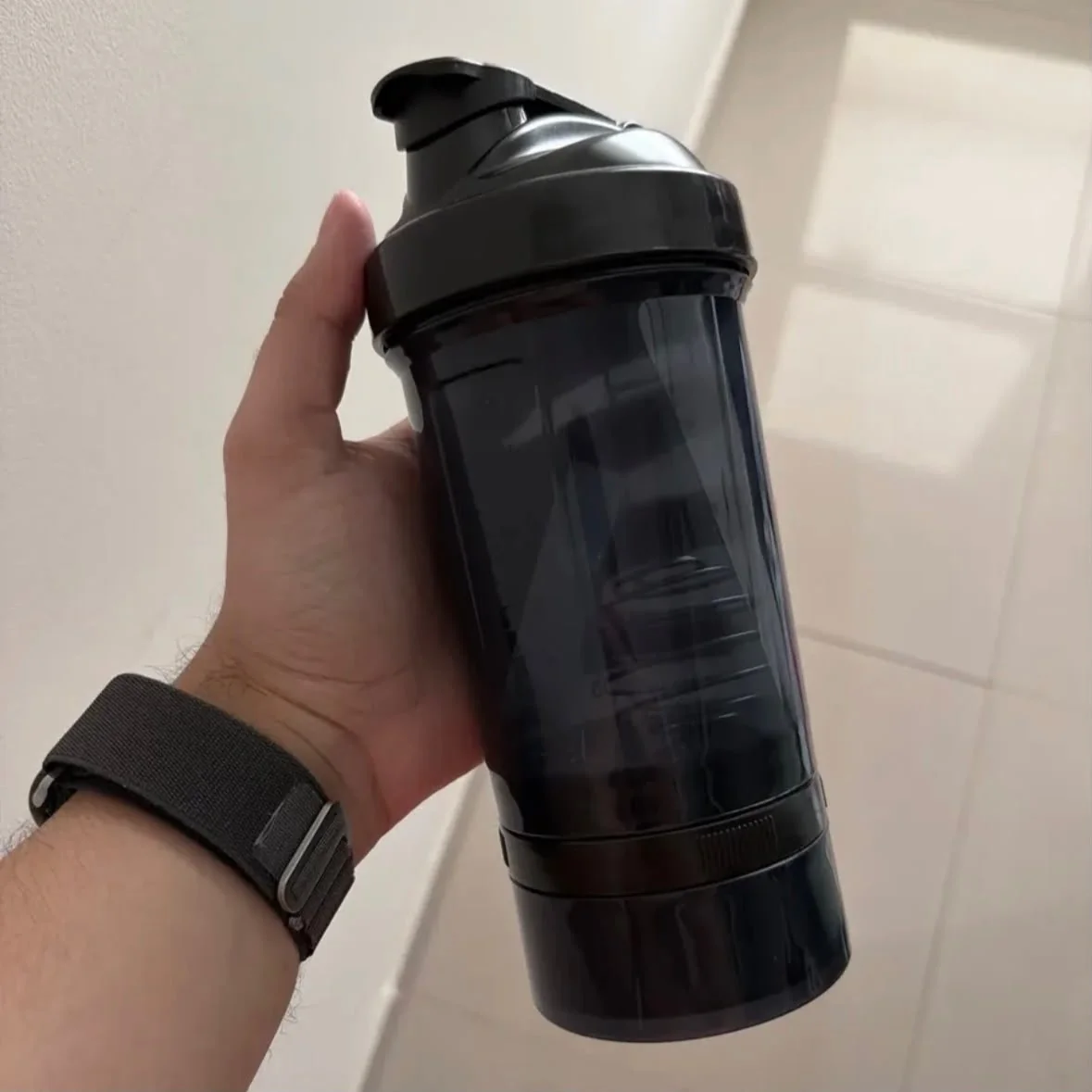 Coqueteleira Shaker Academia Compartimento 500ml