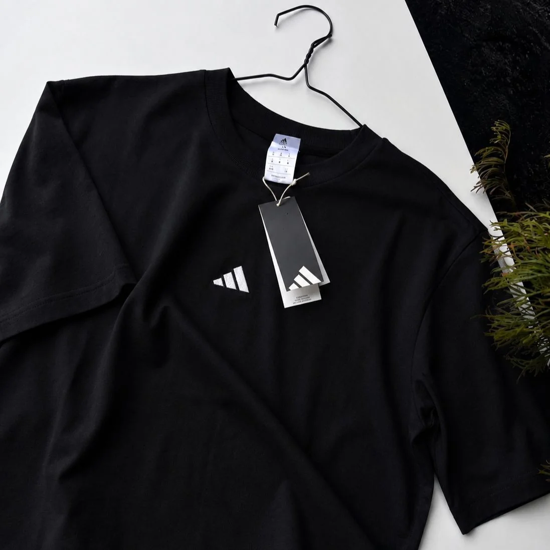 Camiseta Adidas Small Logo Masculina