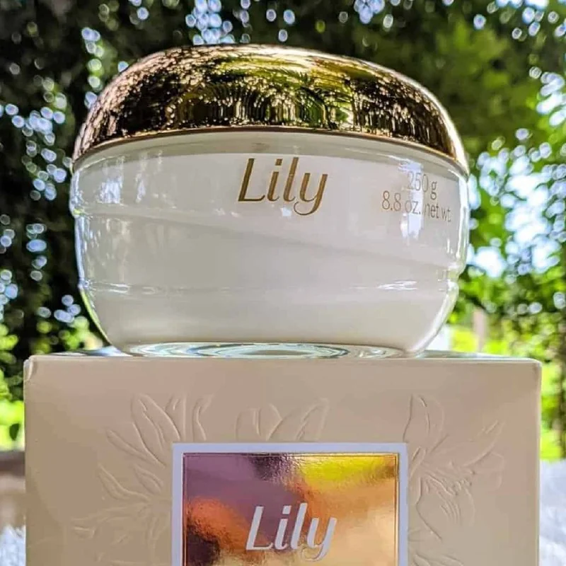 Creme Acetinado Hidratante Corporal Lily O Boticário 250g